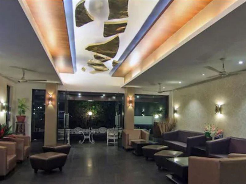 Hotel Chandralok Lonavala Bagian luar foto