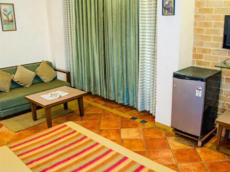 Hotel Chandralok Lonavala Bagian luar foto