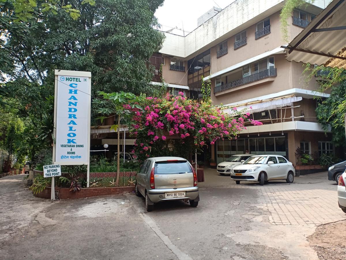 Hotel Chandralok Lonavala Bagian luar foto