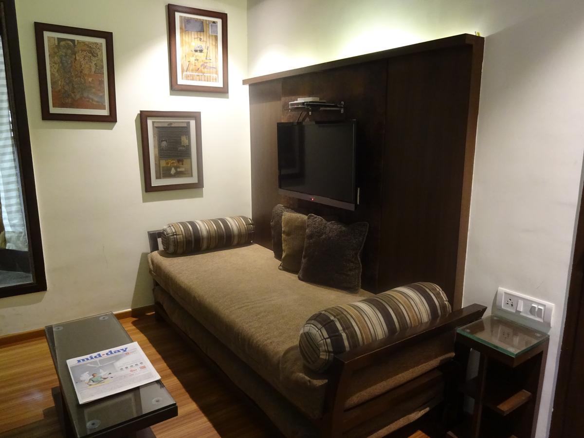 Hotel Chandralok Lonavala Bagian luar foto