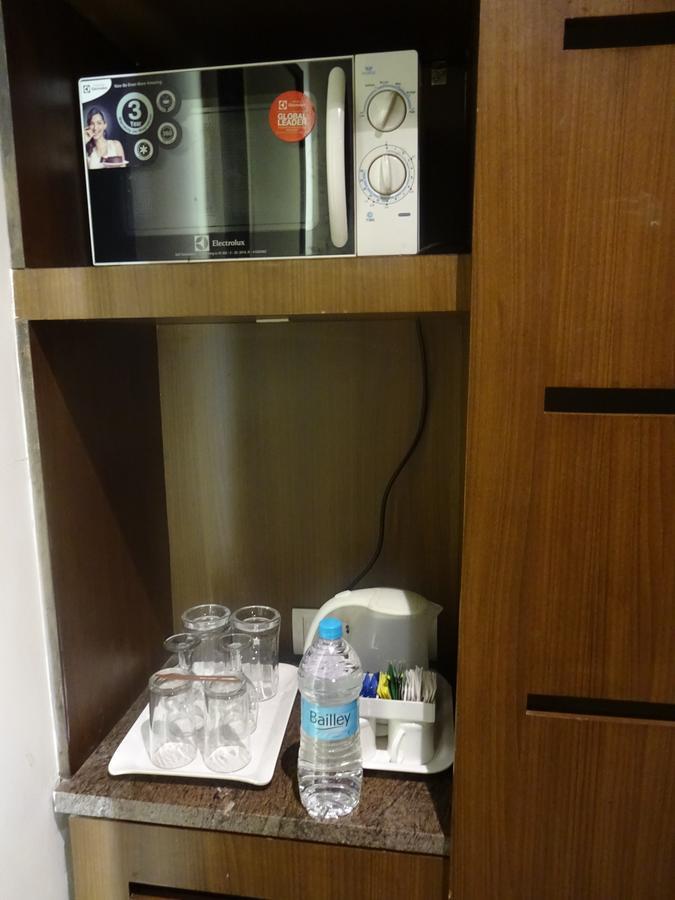 Hotel Chandralok Lonavala Bagian luar foto